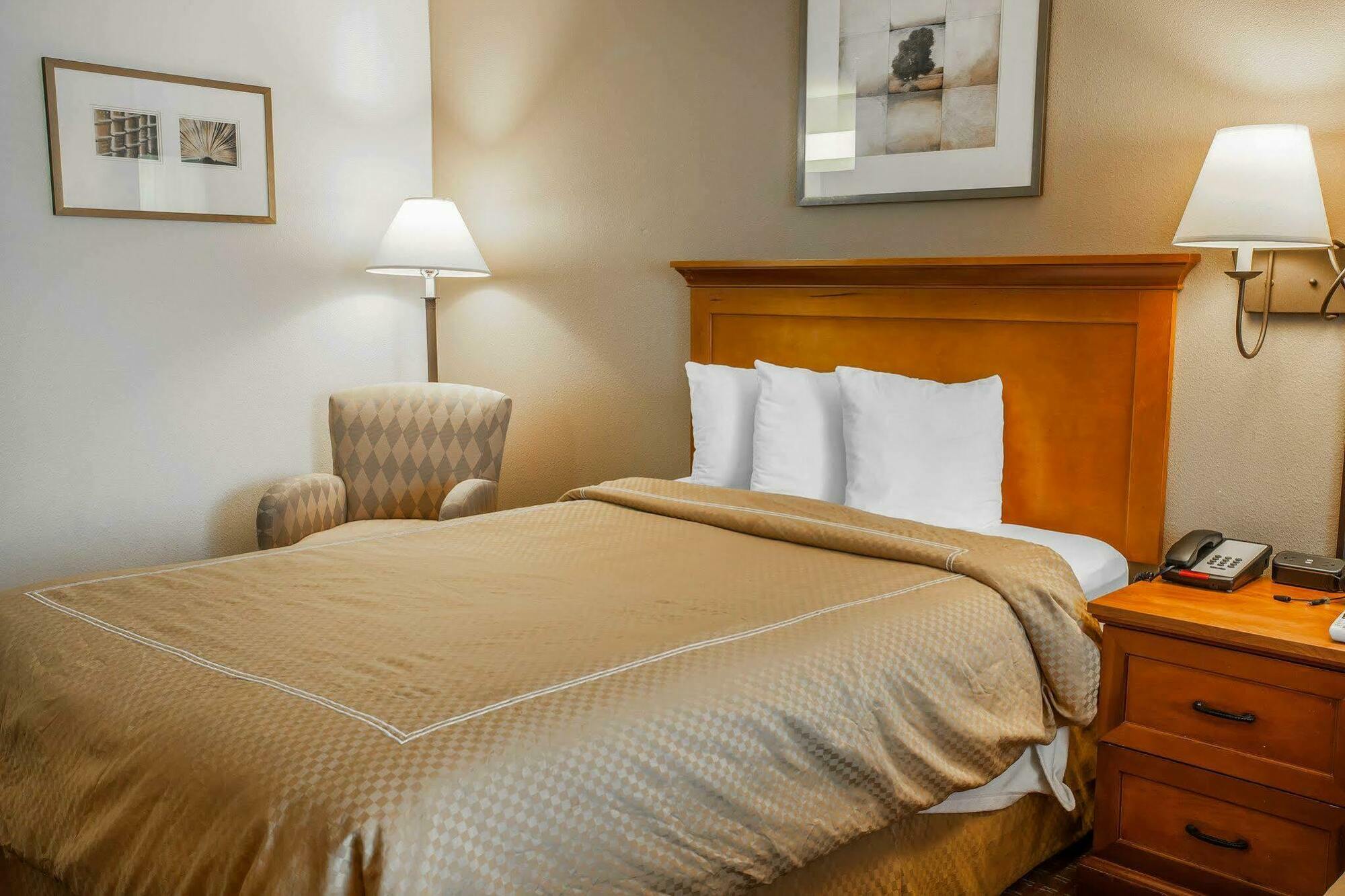 Econo Lodge Федерал Уей Екстериор снимка